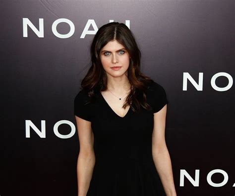 Alexandra Daddario: Bio, Height, Weight, Measurements